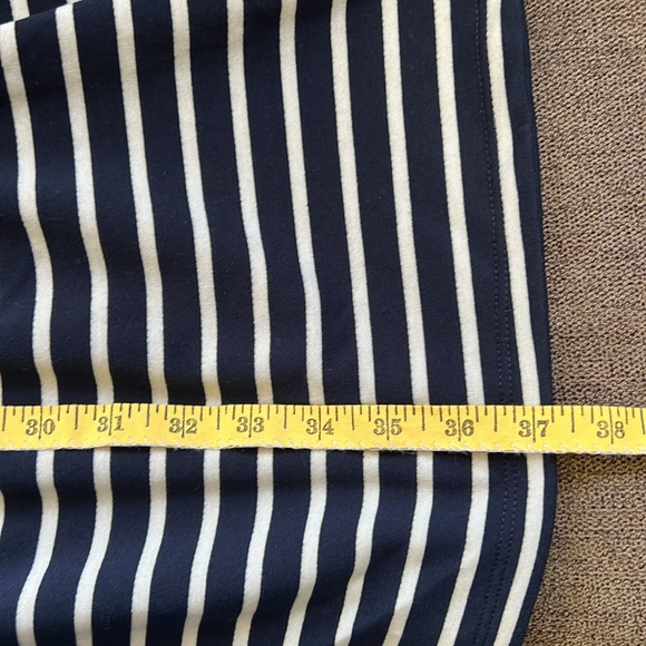 New Nautica Brand Dress with Pockets Size Medium in Navy and White - Picture 10 of 14